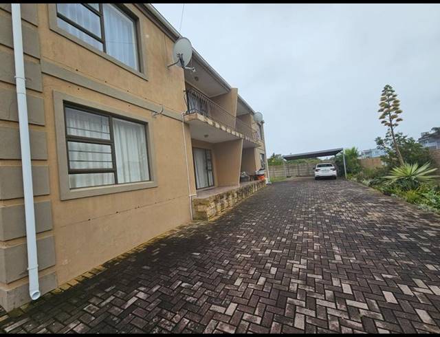 2 BEDROOM APARTMENT FOR SALE IN ASTON BAY